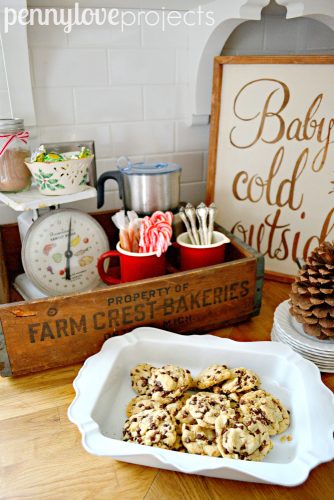 Holiday Home Tour Hot Cocoa Station