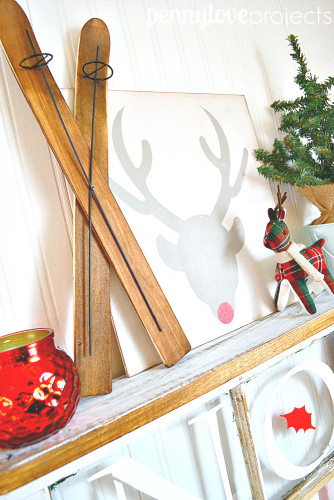 chrsitmas shelf decoration