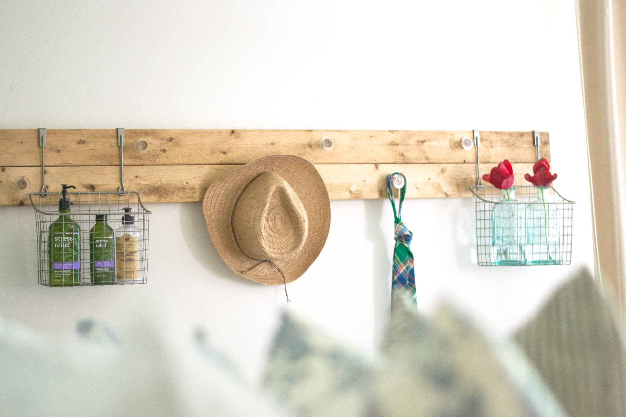 DIY Wall Rack Made From Scrap Wood