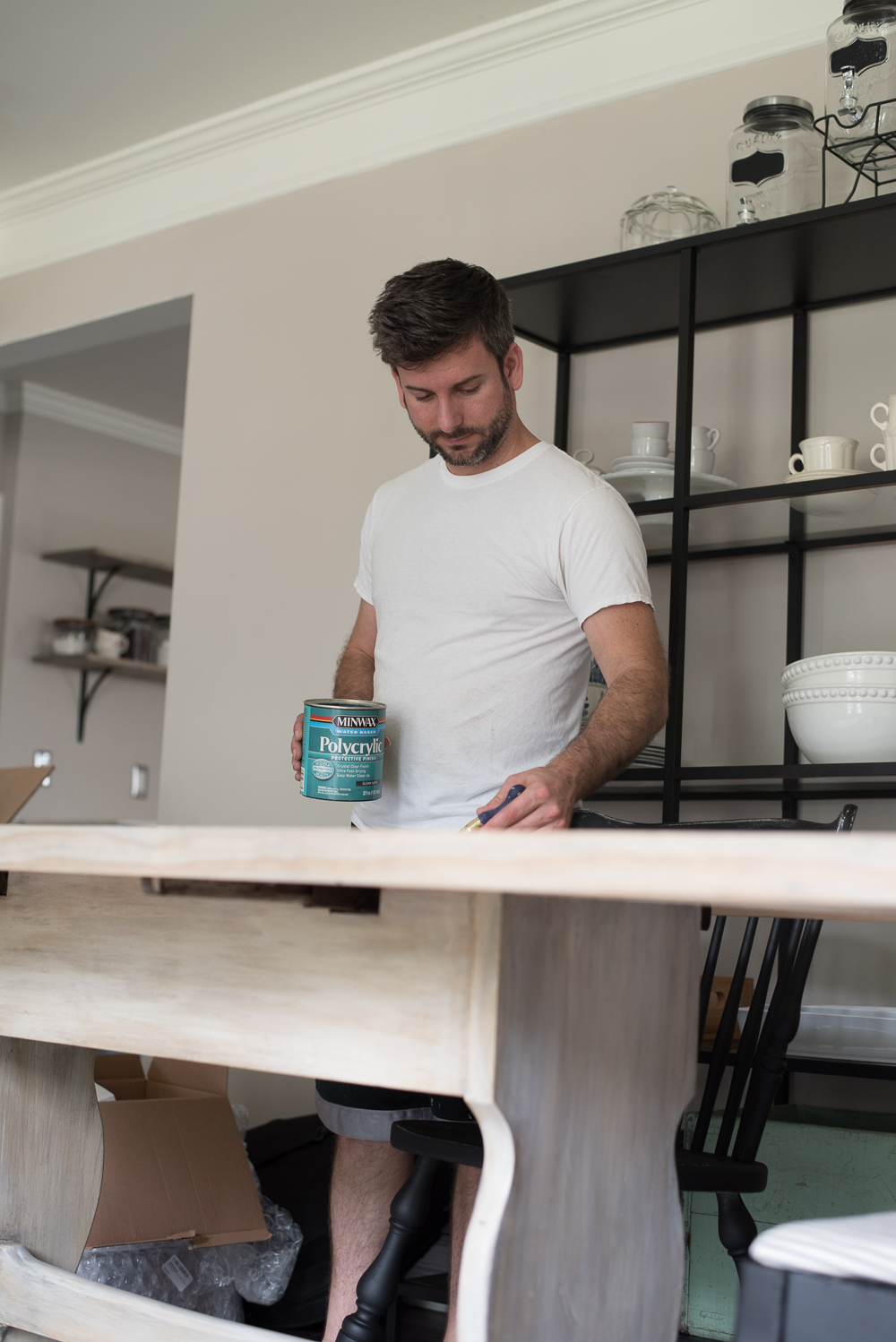 DIY Farmhouse Table from Thirft Store Table. Replace your old table top and transform your didning table into a farmhouse table on a budget.-14