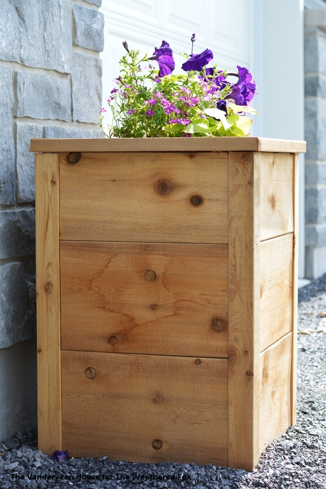 How to make a cedar planter