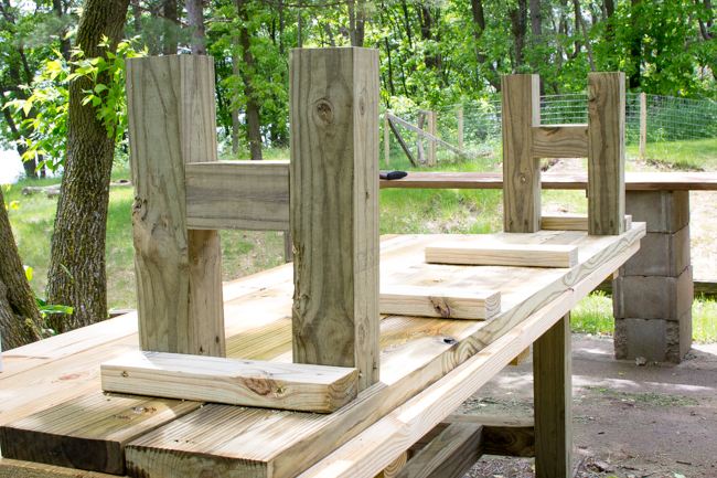 DIY Outdoor Bench