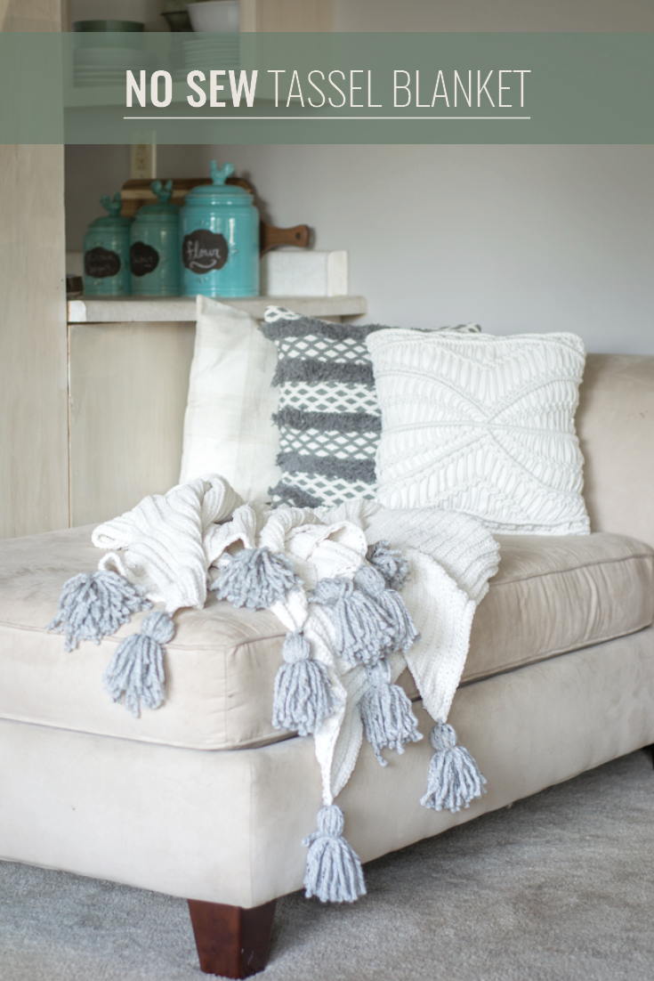 DIY no sew tassel blanket