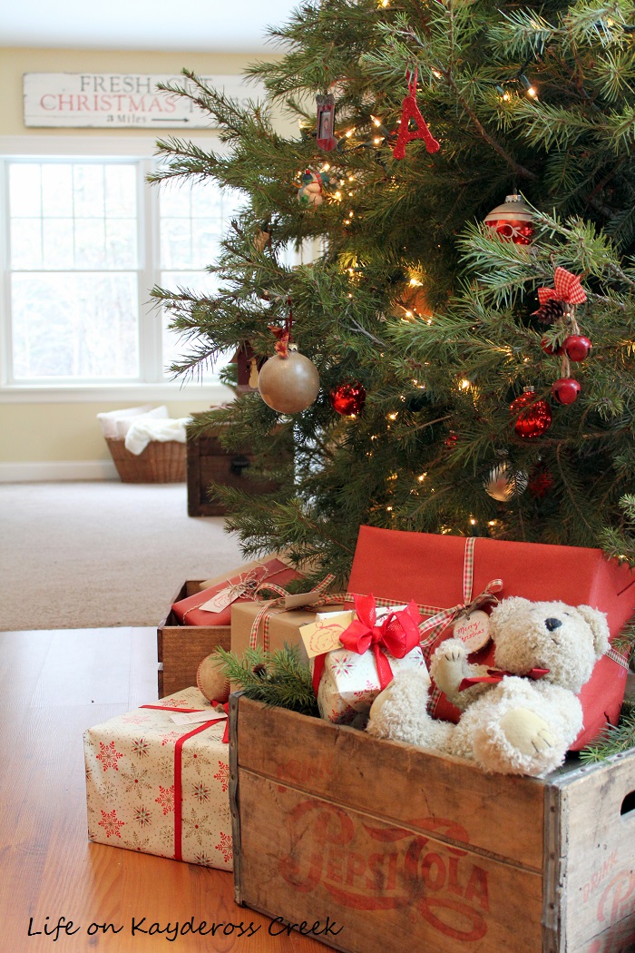 My Life On Kaydeross Creek Farmhouse Christmas Tree 