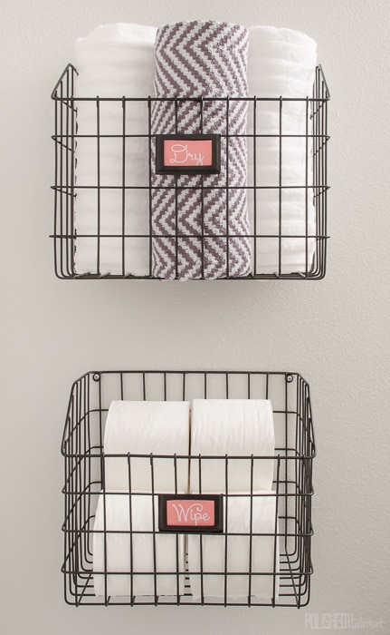 Get you bathroom organized once and for all with this ultimate list of bathroom organization ideas! These bathroom organization hacks will give you great ideas for organizing under the sink and for storage. They’ll work great whether your bathroom is big or small!