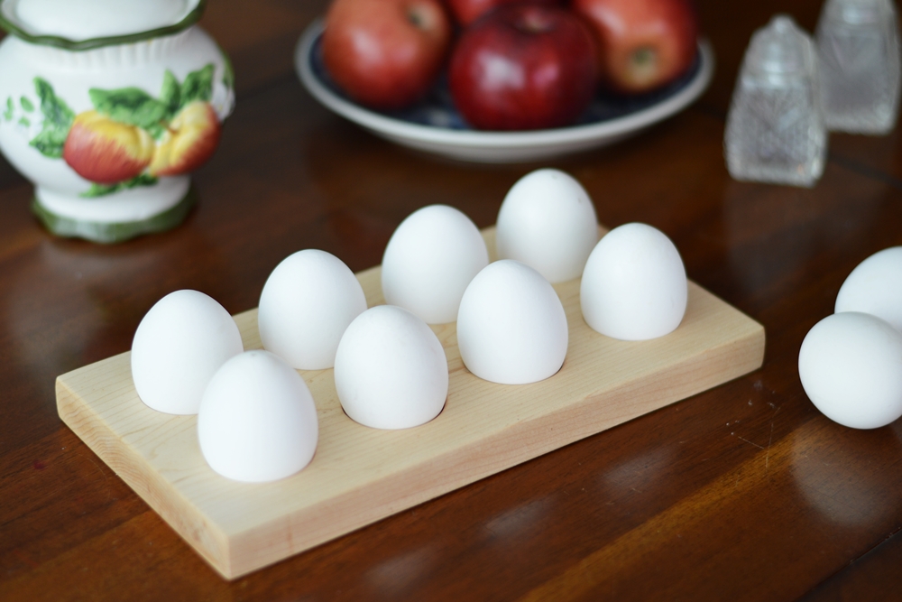 How to make a farmhouse style egg holder from solid maple